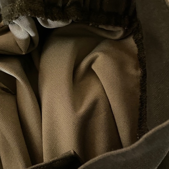 Bohemian Wide-Leg Olive Pants with Slits on Bottom Legs - Picture 4 of 6